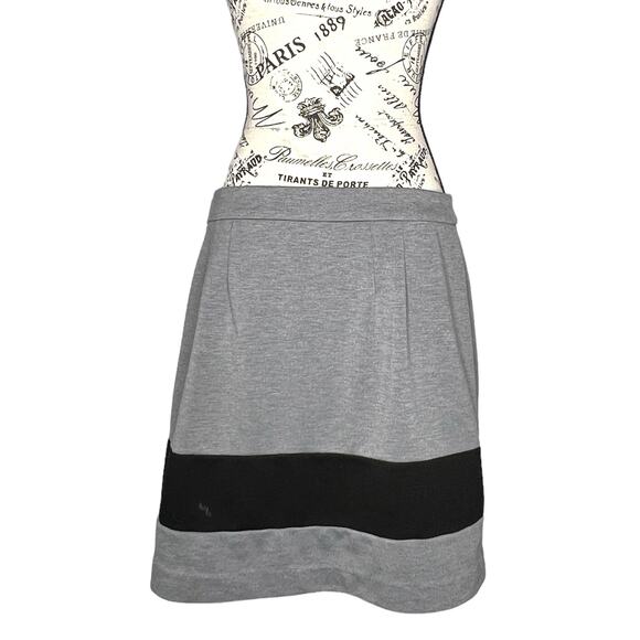 LOFT SIZE 8 Gray Jersey Knit Black Stripe Side Zip A-Line Short Skirt - Picture 3 of 9